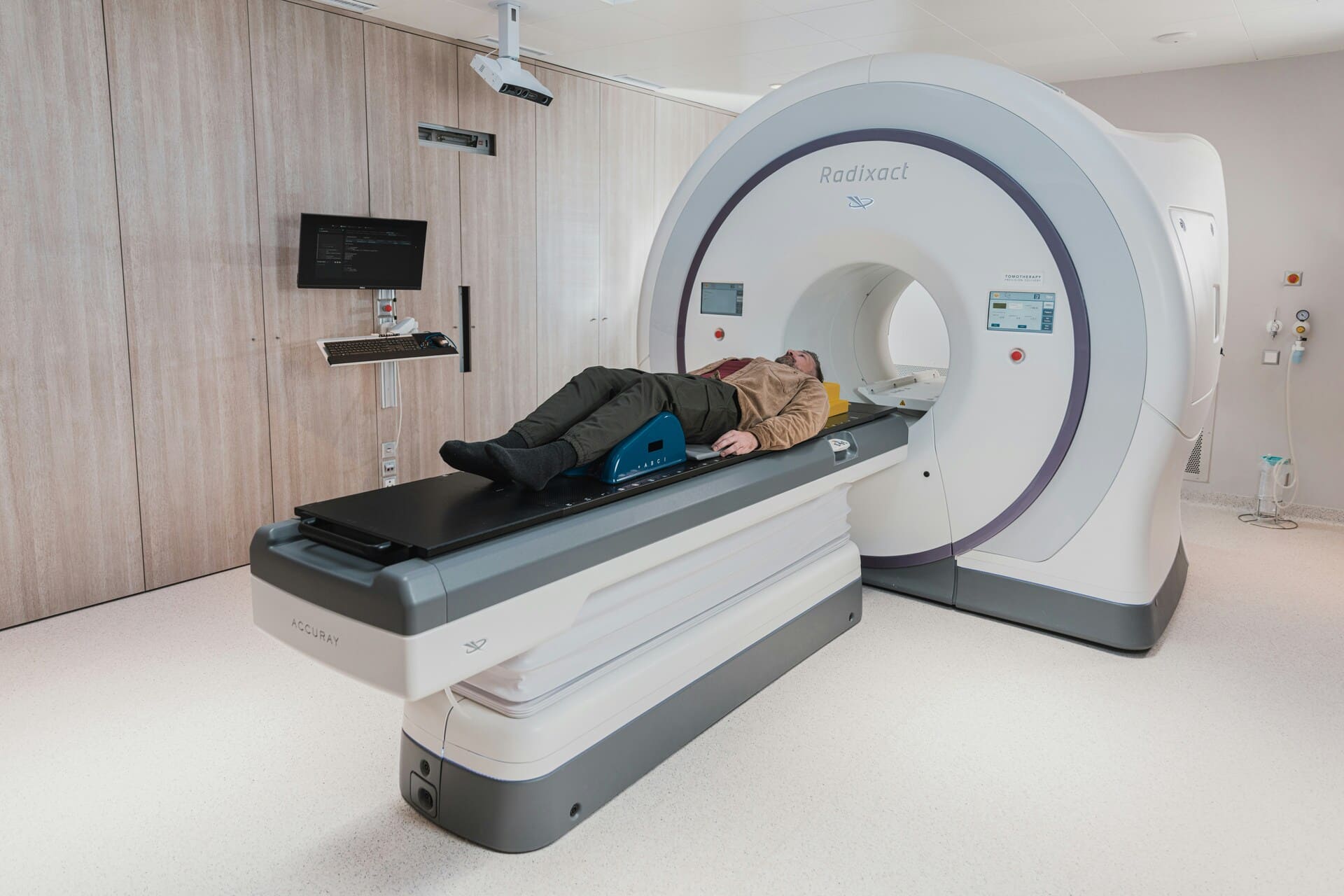 Moderne CT-Scanner-Technologie in Aktion: Effiziente Diagnosestellung in der medizinischen Bildgebung
